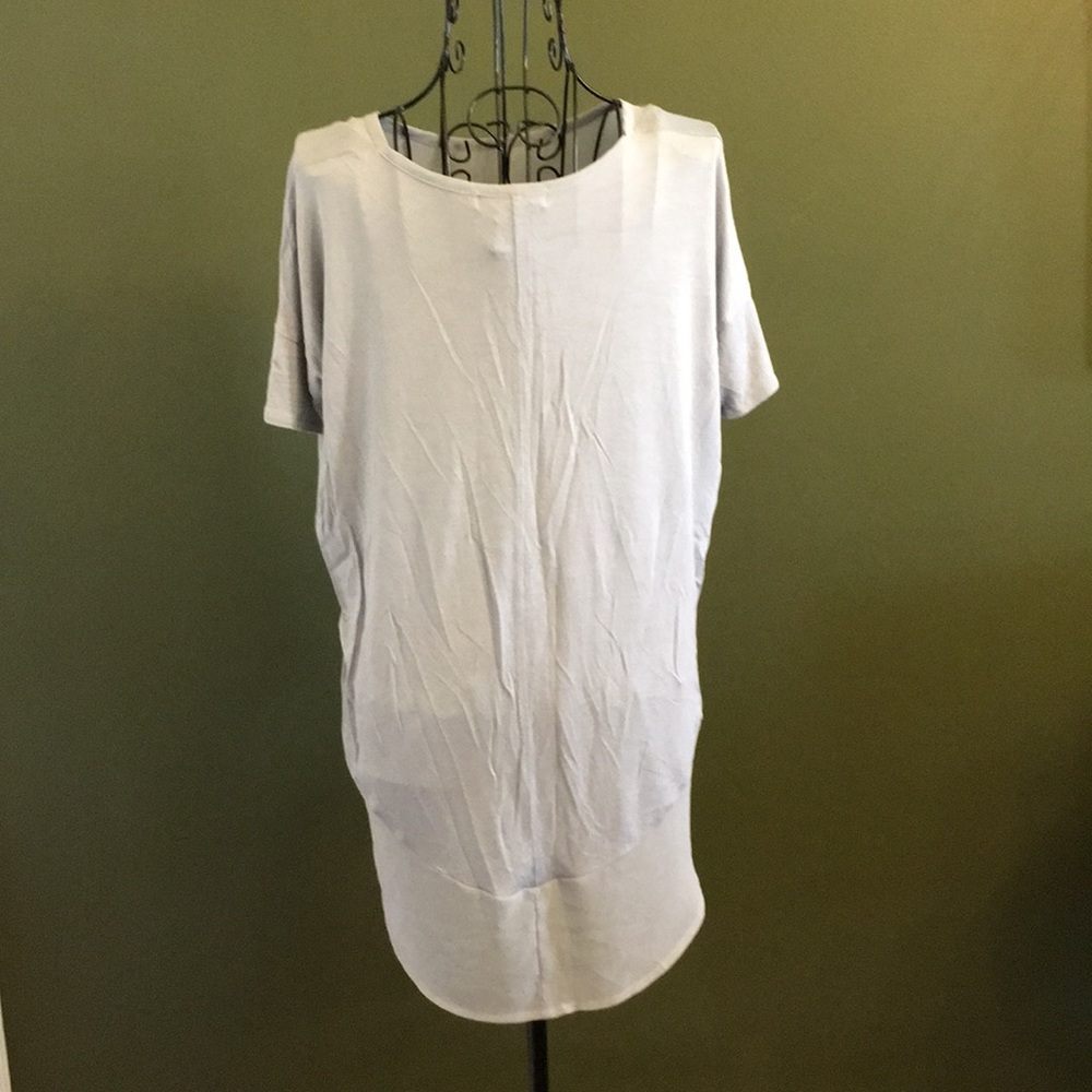 Sheer front high/low top - Picture 3 of 4